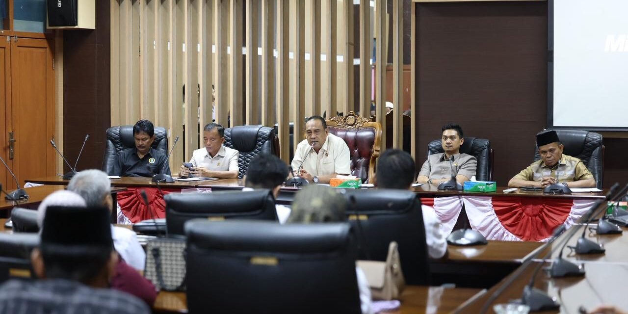 DPRD Tanbu Melalui Komisi II Gelar Raker Lintas Sektoral Bahas Distribusi dan Penyaluran BBM Subsidi