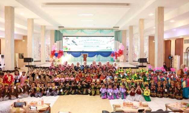 Bupati Tanbu Resmi Buka Lomba Gebyar PAUD ke-3 2026 di Gedunf Aksi Merah Putih Kapet