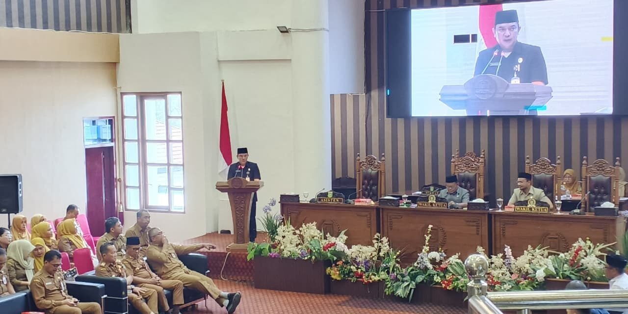 DPRD Tanbu Gelar Rapat Paripurna Penyampaian Raperda Perubahan Peraturan Daerah No.11 2018 Tentang BPD