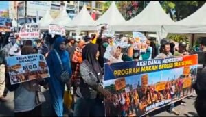Ribuan Warga Nganjuk Gelar Aksi Damai Dukung Keberlanjutan Program Makan Bergizi Gratis