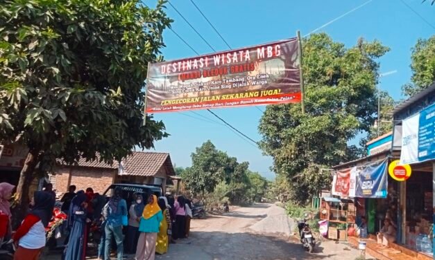 Puncak Kekecewaan Warga Mojoduwur, Truk Tambang Diblokir hingga Ada Kepastian Perbaikan Jalan
