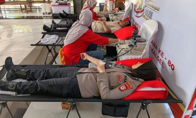 Peringati Hari Bhayangkara ke-80, Polres Tanbu Gelar Bakti Kesehatan di Pendopo Gajah Mada Polres Tanbu