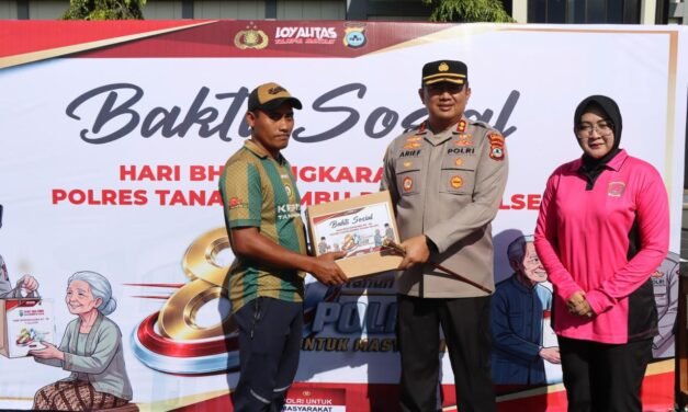 Dalam Rangka Sambut Hari Bhayangkara ke-80 2026, Polres Tanbu Bersama Polsek Gelar Bakti Sosial