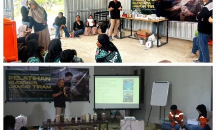 Dorong Ekonomi Desa, CSR PT Borneo Indobara Latih Kelompok Budidaya Jamur Produksi Bibit Mandiri