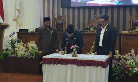 DPRD Tanbu Gelar Rapat Paripurna Pengambilan Keputusan Raperda LPj Pelaksanaan APBD 2025