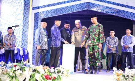 Bupati Tanbu Melalui Camat Sungai Loban Resmi Tutup MTQN ke-22 Tingkat Kecamatan Sungai Loban