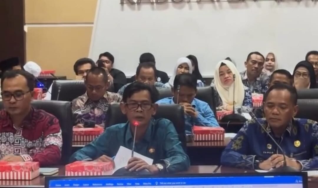 Bapemperda DPRD Tanbu Gelar Raker Bersama Tenaga Ahli DPRD dan SKPD Terkait Raperda