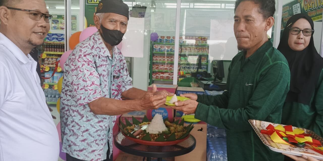 KSU BMT Bersujud Manunggal Resmi Buka Usaha Ritel 19 Mart di Desa Manunggal