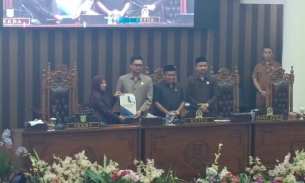 Pemkab Resmi Sampaikan Raperda Perubahan Kedua atas Perda No.1 2024 tentang Pajak Daerah dan Retribusi Daerah