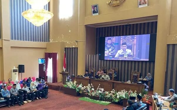 DPRD Tanbu Gelar Rapat Paripurna Penyampaian P-KUA dan PPAS Anggaran 2026
