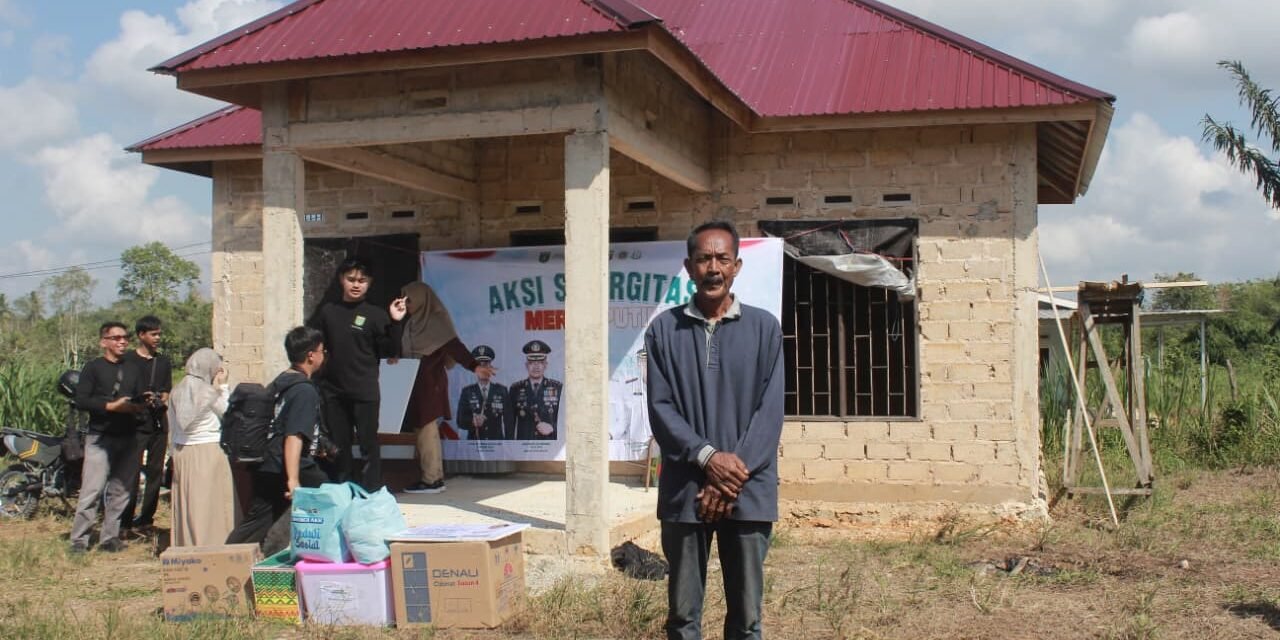 Bupati Andi Rudi Latif Wujudkan Rumah Layak Huni bagi Warga Kersik Putih