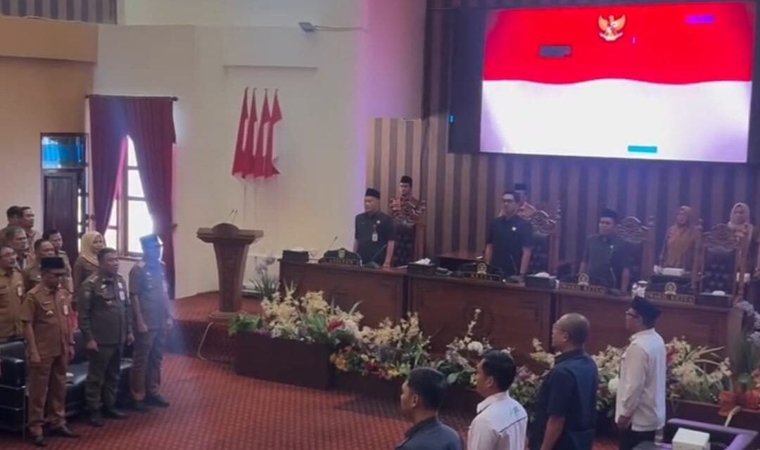 Pemkab Tanbu Berikan Jawaban atas Pemandangan Umum Fraksi DPRD terhadap Raperda Pajak dan Restribusi