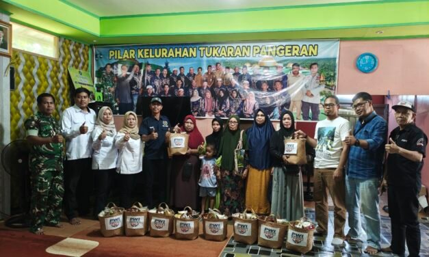 PWI Tanah Bumbu Perduli, Sasar Panti Asuhan hingga Pekerja Jalanan