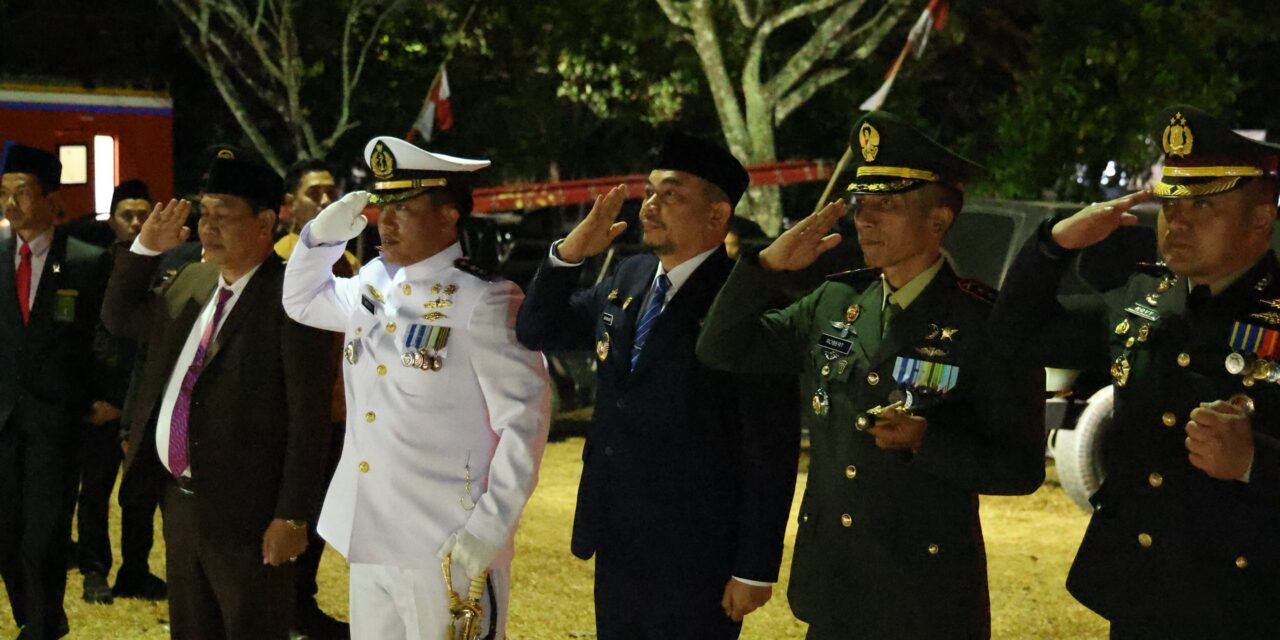 Bupati Tanbu Hadiri Apel Renungan Suci dan Ziarah Makam Pahlawan untuk Sambut HUT RI ke-81