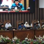 Pemkab Tanbu Berikan Jawaban Eksekutif Pemandangan Umum Fraksi DPRD Terkait RAPBD 2026