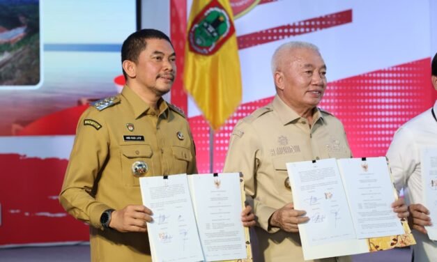 Gubernur Kalsel Berikan Apresiasi Kepada Bupati Tanbu atas Dukungan Pembangunan Fasilitas Publik
