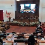 Dua Raperda Inisiatif DPRD Disampaikan di Rapat Paripurna di Gedung DPRD Tanbu