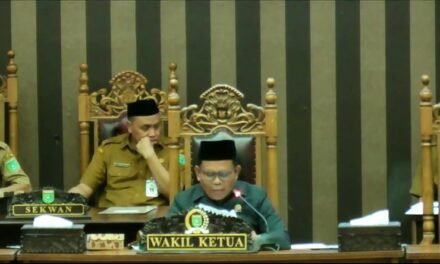 DPRD Tanbu Gelar Rapat Paripurna Pengambilan Keputusan Terhadap Raperda No.11 Tahun 2028 tentang BPD