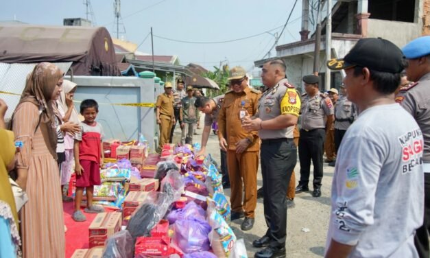 Guna Pastikan Terpenuhinya Kebutuhan Warga Korban Kebakaran, Kapolres Tanbu Langsung Ke Lokasi Terjadinya Kebakaran
