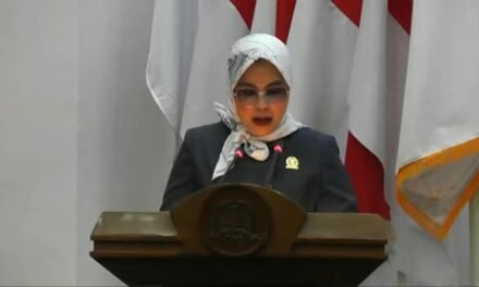 DPRD Tanbu Gelar Rapat Paripurna Agenda Penyampaian Pemandangan Umum Fraksi Terhadap RAPBD Anggaran 2027